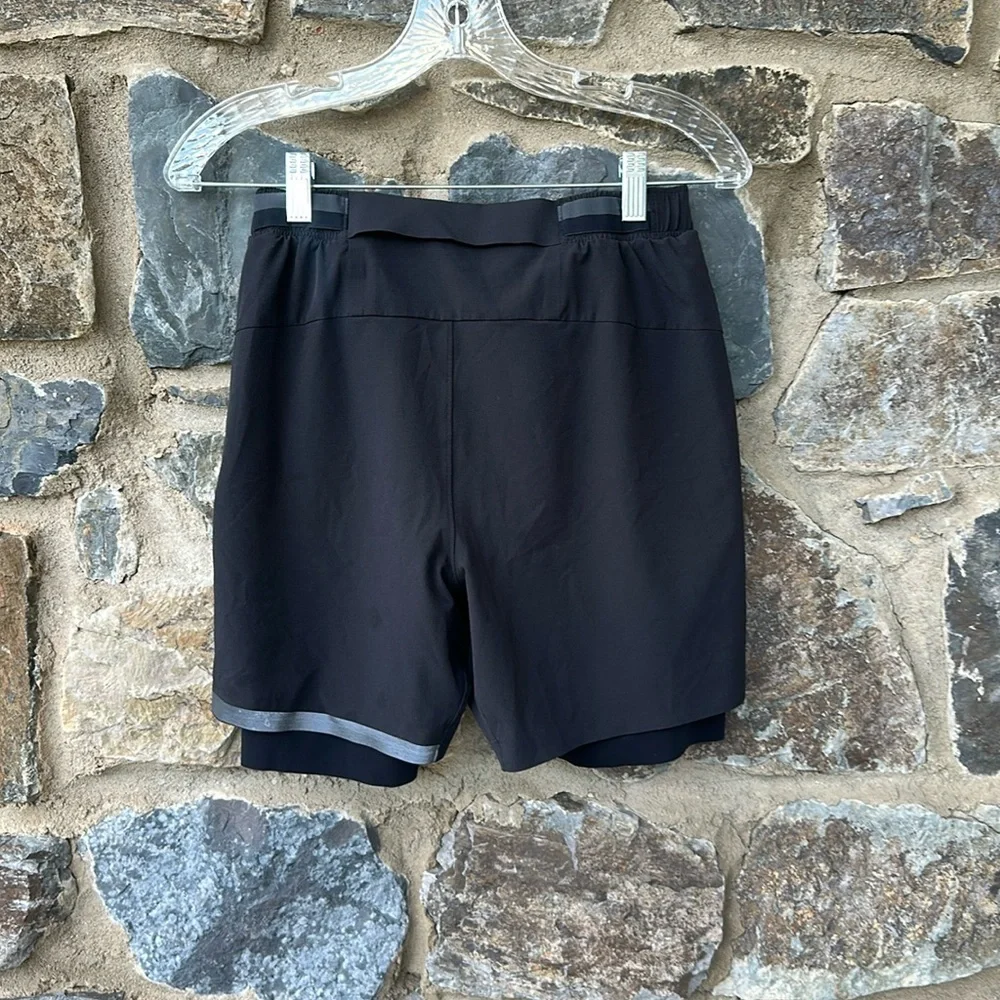 Lululemon Athletica Reflective Surge Short 6